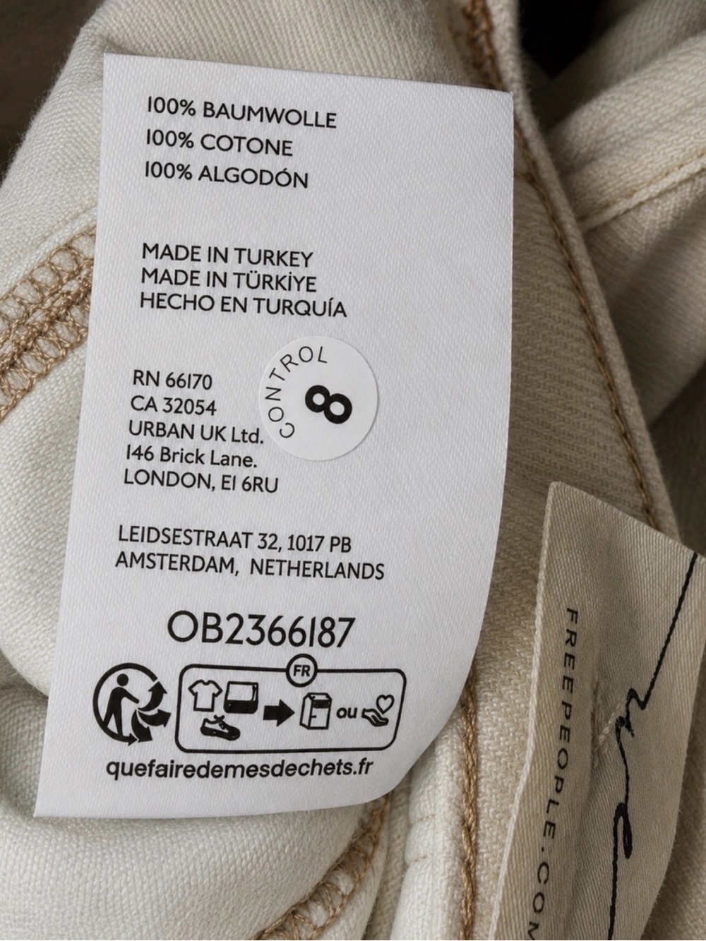 We the Free Good Luck Printed Barrel Jeans in Go Bananas Sz 31 - Picture 4 of 6